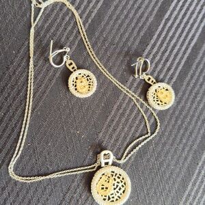 Beautiful jewelry set